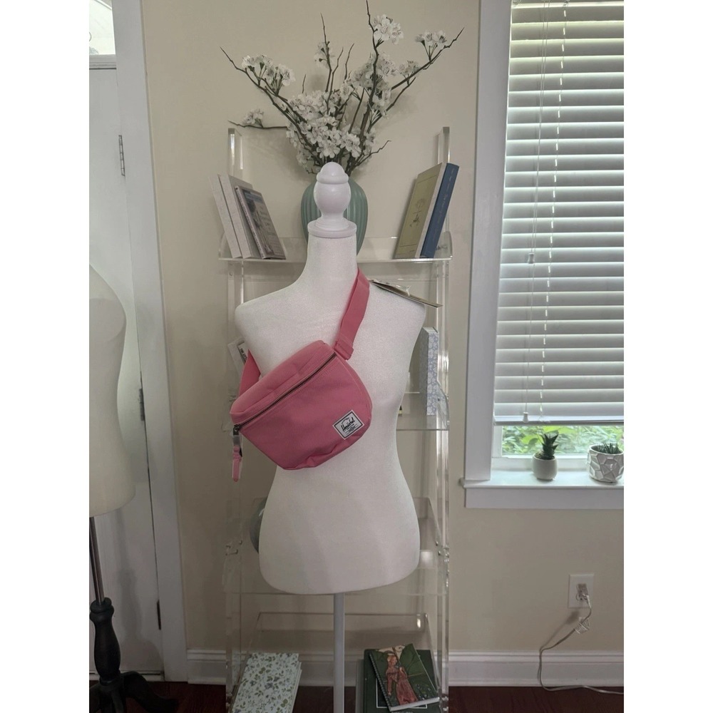 Herschel Supply Co. Settlement Polyester Belt Bag Plumeria Pink NWT Fanny Pack - Picture 4 of 6